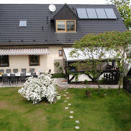 Köthen Gaestehaus Liubas Insel מראה חיצוני תמונה