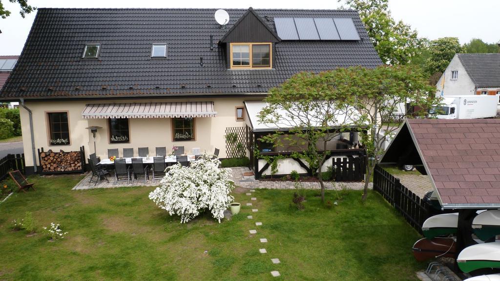 Köthen Gaestehaus Liubas Insel מראה חיצוני תמונה